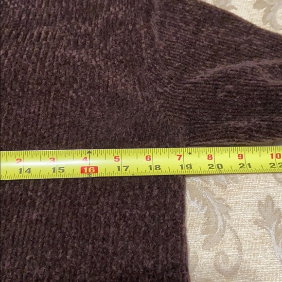 One Step Up CHENILLE Cropped Sweater S - Picture 11 of 11